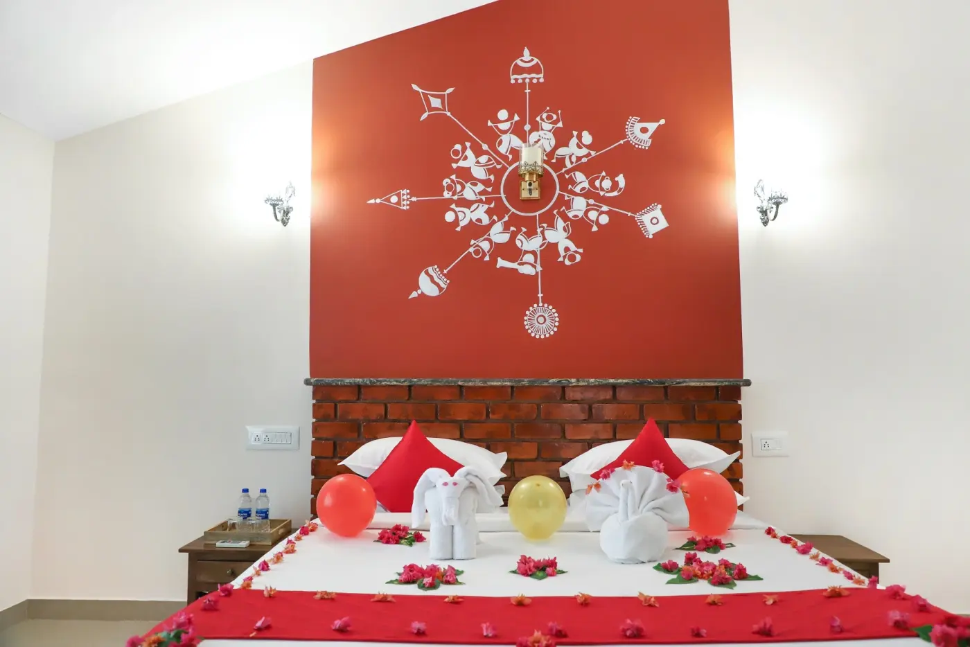 King bed in The Canopy Room with garden-facing window